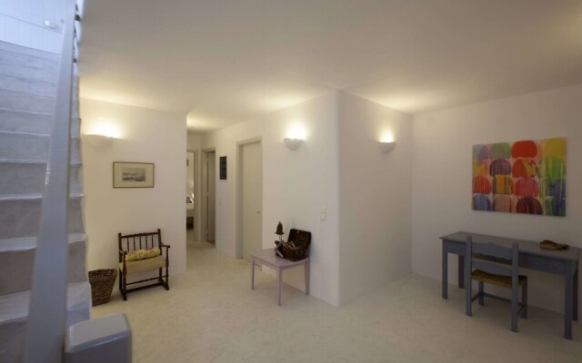 Dream Villa near Kid's Beach by VillaRentalsgr