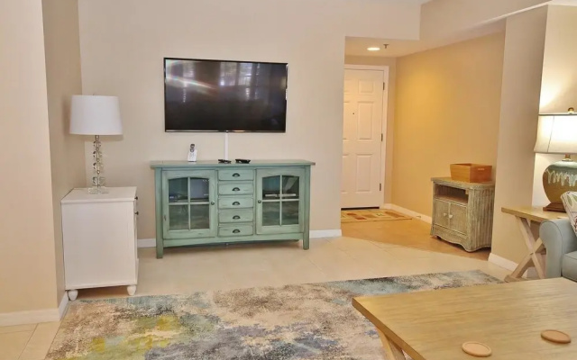 Oceanwalk 3-301 Apartment 3
