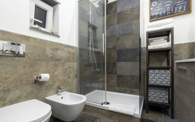 Rosa Homes - The Red