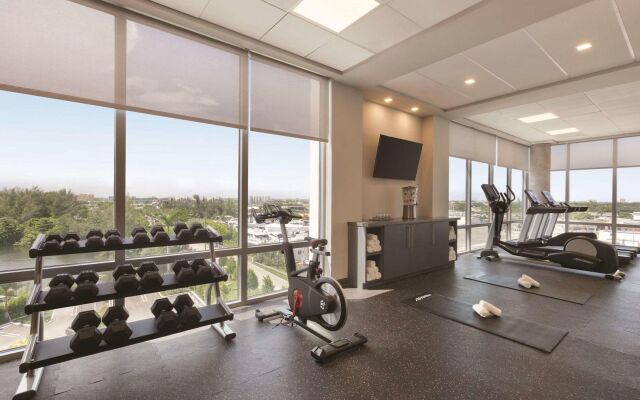 Kompose Boutique Hotel Miami Airport