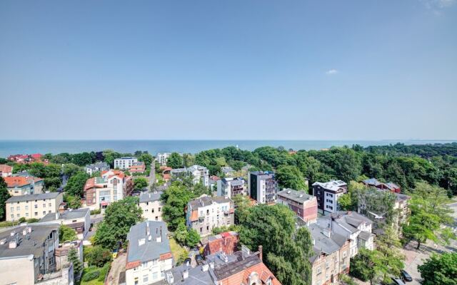 Dom & House - Level Eleven Apartment Sea View