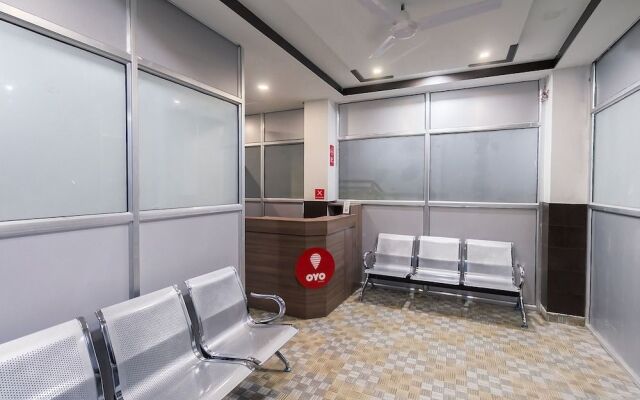 OYO 5545 Spectrum Residency