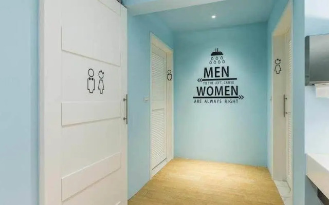 Houze Hostel