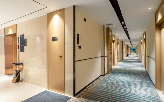 Weisi Business Chain Hotel Wuhan Dongxihu (Currently unavailable)