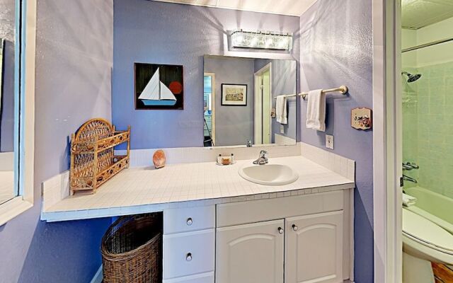 63 Island Retreat