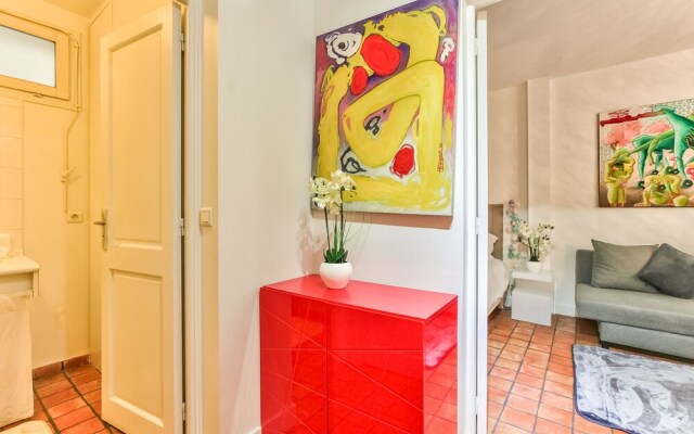 26 - Best Studio of Montorgeuil District