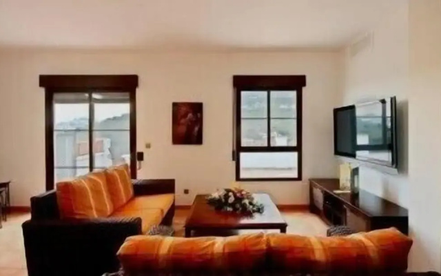La Santa Cruz Apartments