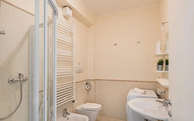 Residenza Miralago - 16 Domitilla - Locazione BK