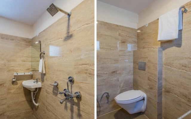 OYO 4058 Hotel Krishna Residency