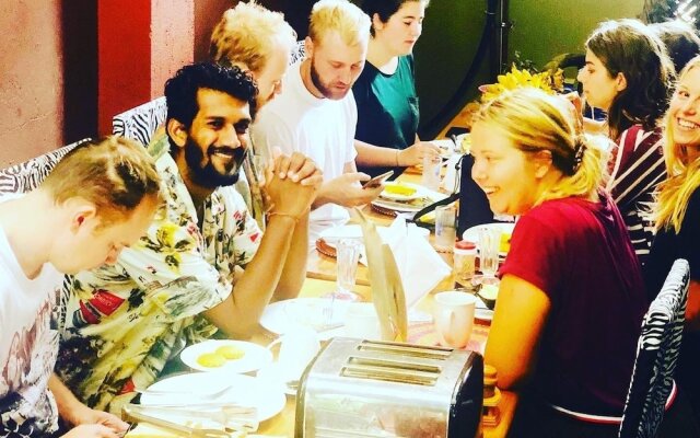 Savannah House - Hostel