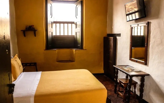 Hotel Mision Santa Barbara RNT 4799