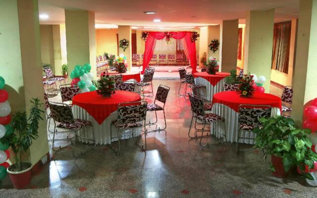 Hotel Mangal Regency