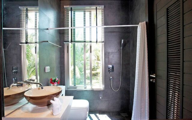 Beach Front Boutique Villa by Holiplanet