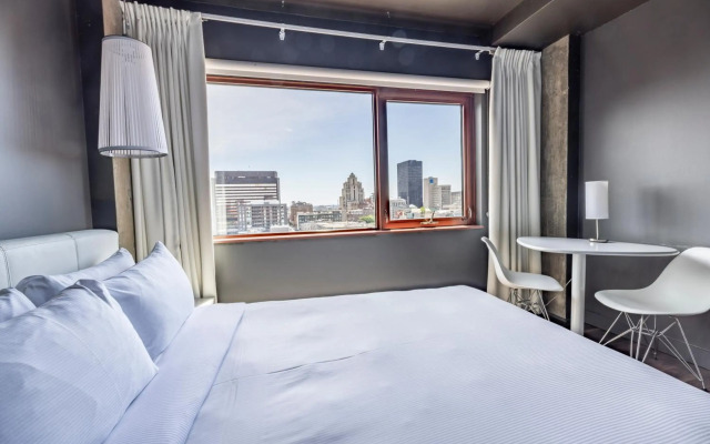 Hotel Zero 1
