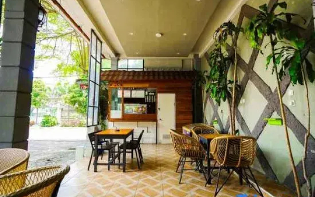 Tripletree Novon Family Hotel