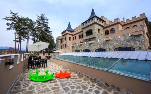 Valentina Castle
