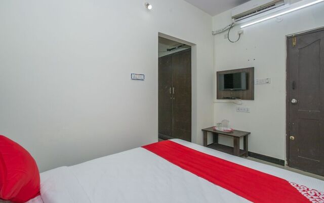 OYO 26817 Gks Residency