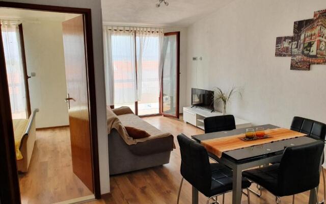 Aenona Sunny Apartment