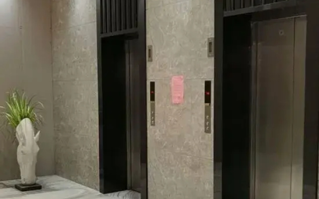 Blueberry Chain Apartment (Linyi Grand Theater)