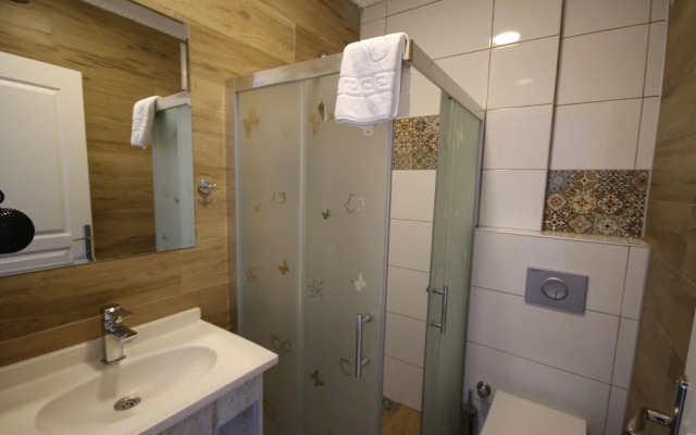 Hotel Cunda Leo