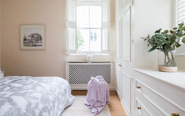 Cornwall Gardens by Lime Street