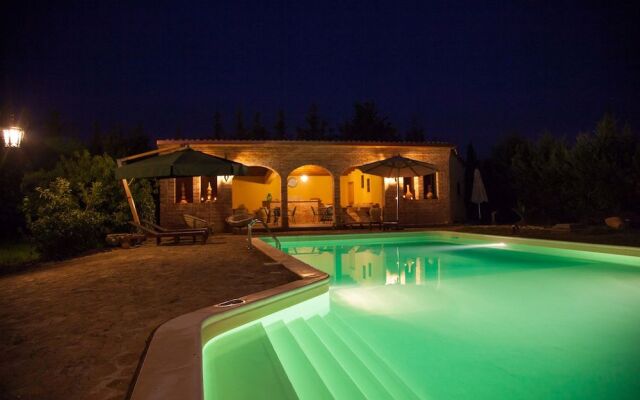 Casa Go'El