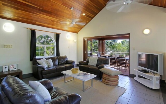 A PERFECT STAY –Clarkes Beach Villa