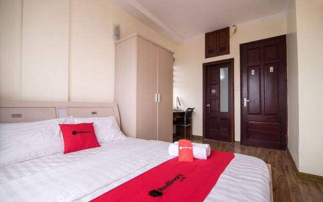RedDoorz Plus near Benh Vien 108