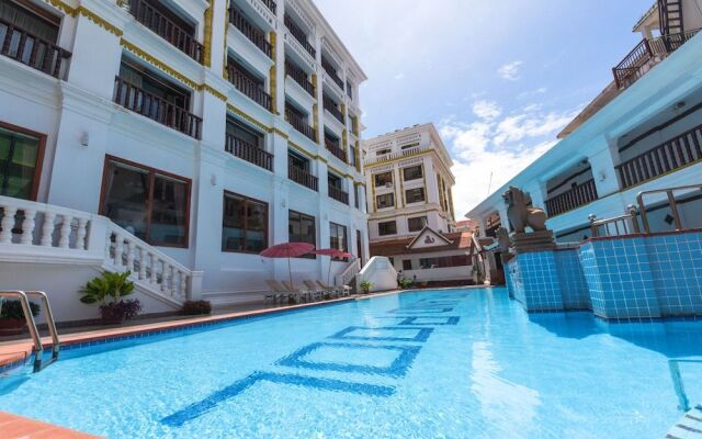 Angkor Year Theme Hotel