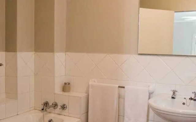 Chamberlain Guest House