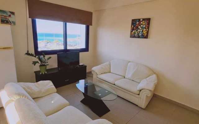 Trinity Apartment by STAY BnB