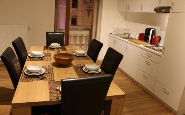 City Center Apartments Bourse