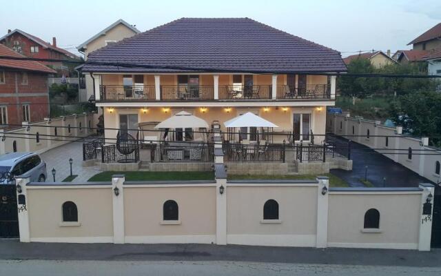 Apartments Exclusive