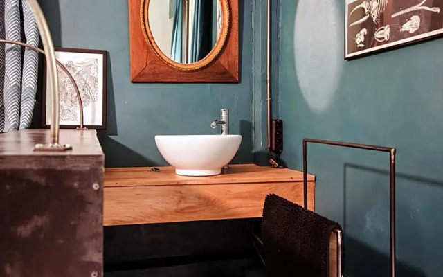 Les Cabanes Des Marais