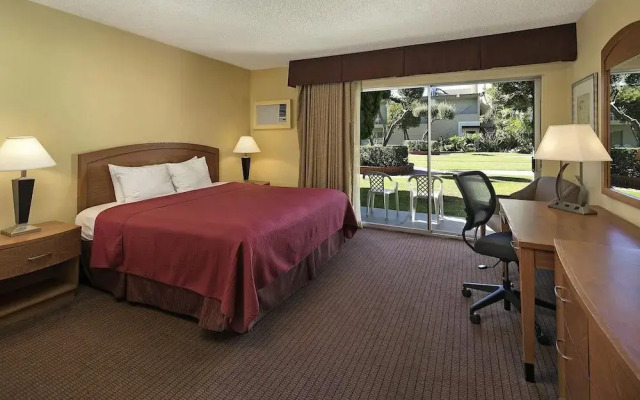 Best Western Golden Sails Hotel