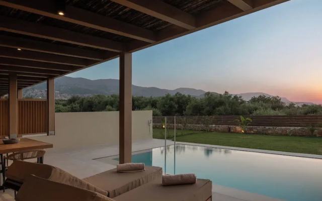 Lakka Suites