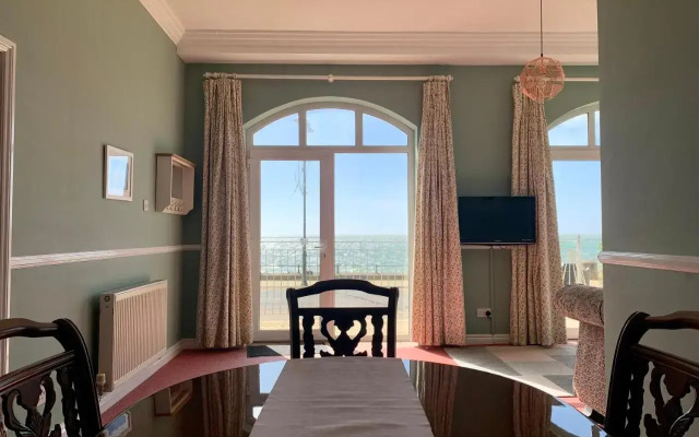 Clifton Seafront Apartments