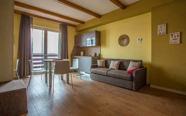 Cascina Tumas Orta Lake