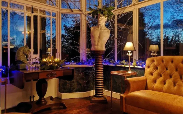 Glenshieling House