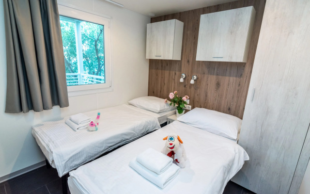 Olivia Green Camping