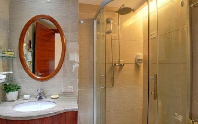 Southeast Huadu Hot Spring Hotel