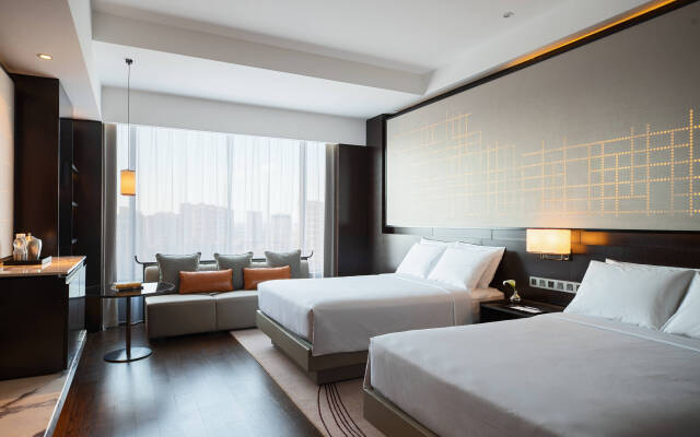 Renaissance Shenyang West Hotel