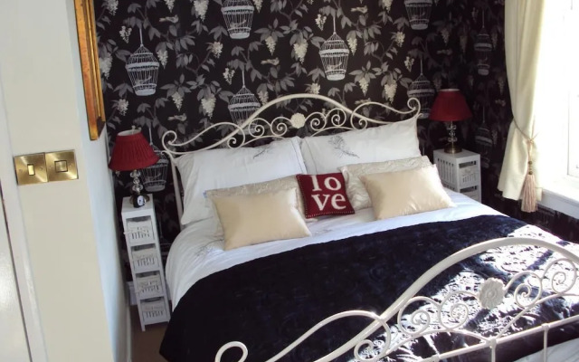 The Castle House Luxury Bed & Breakfast