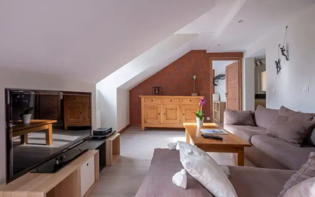 L Appart 52 in the Heart of Chamonix French Alps