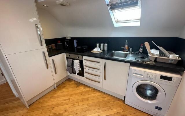 Stunning 1-bed Studio in Pudsey