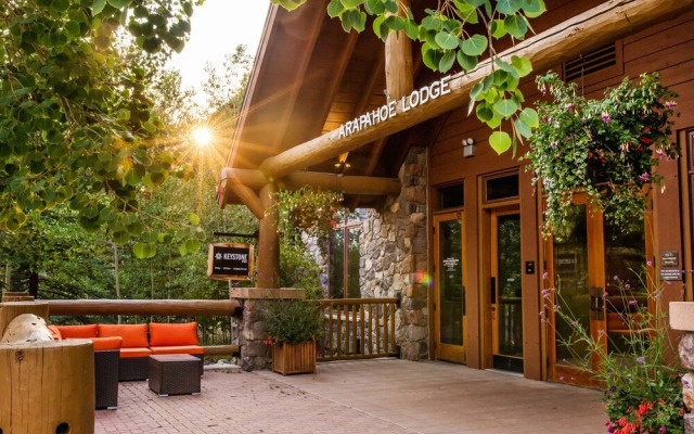 Arapahoe Lodge