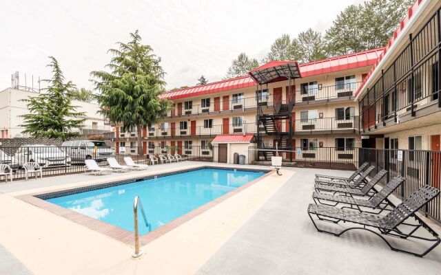 Inn at Lake Washington By OYO I-405