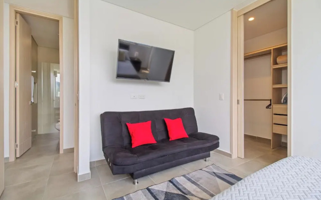Salguero Suites By HostPro