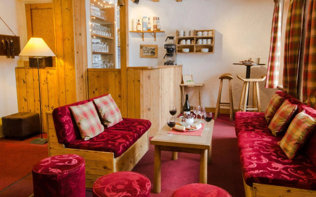 Hotel Rond Point d'Arbois