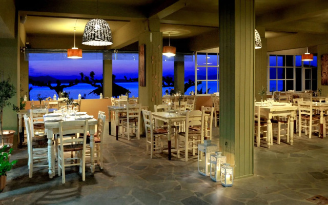 Venus Beach Bungalows Hotel